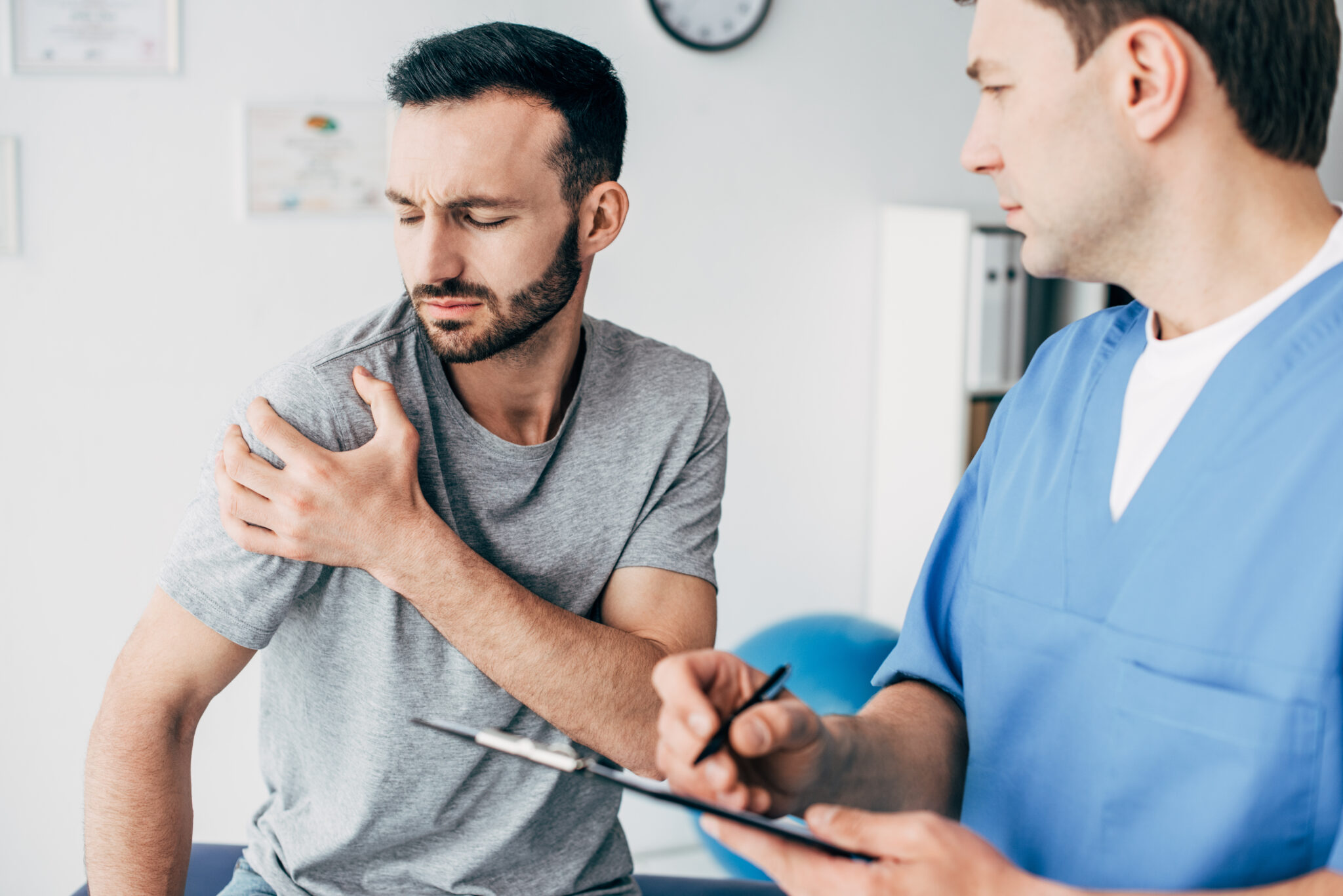 What Is a Physiatrist and How Can They Help With Recovery? - MSR Injury ...